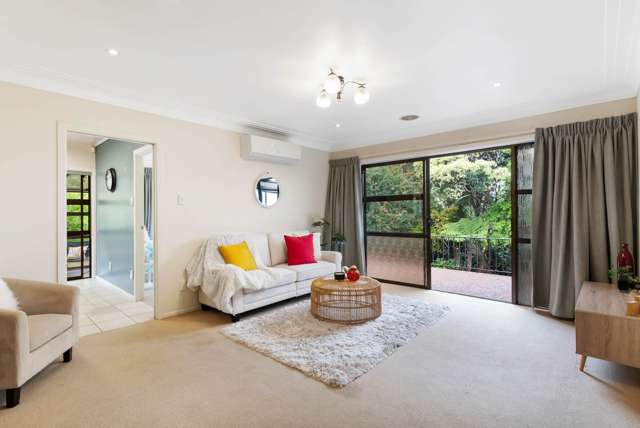 74 Divich Avenue Te Atatu South_3