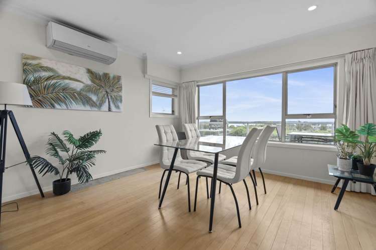 11 Tirinui Crest Road Otumoetai_3