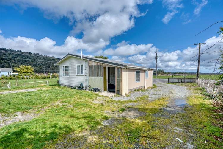 16 Wanganui Flat Road Harihari_11