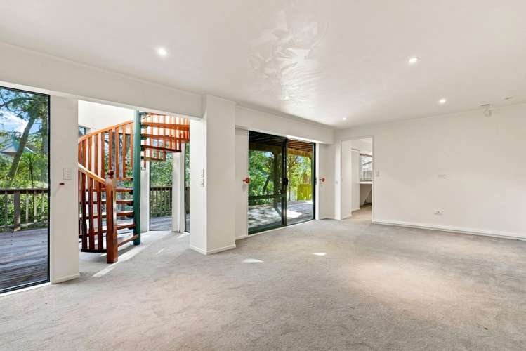11A Saddleback Rise Murrays Bay_24