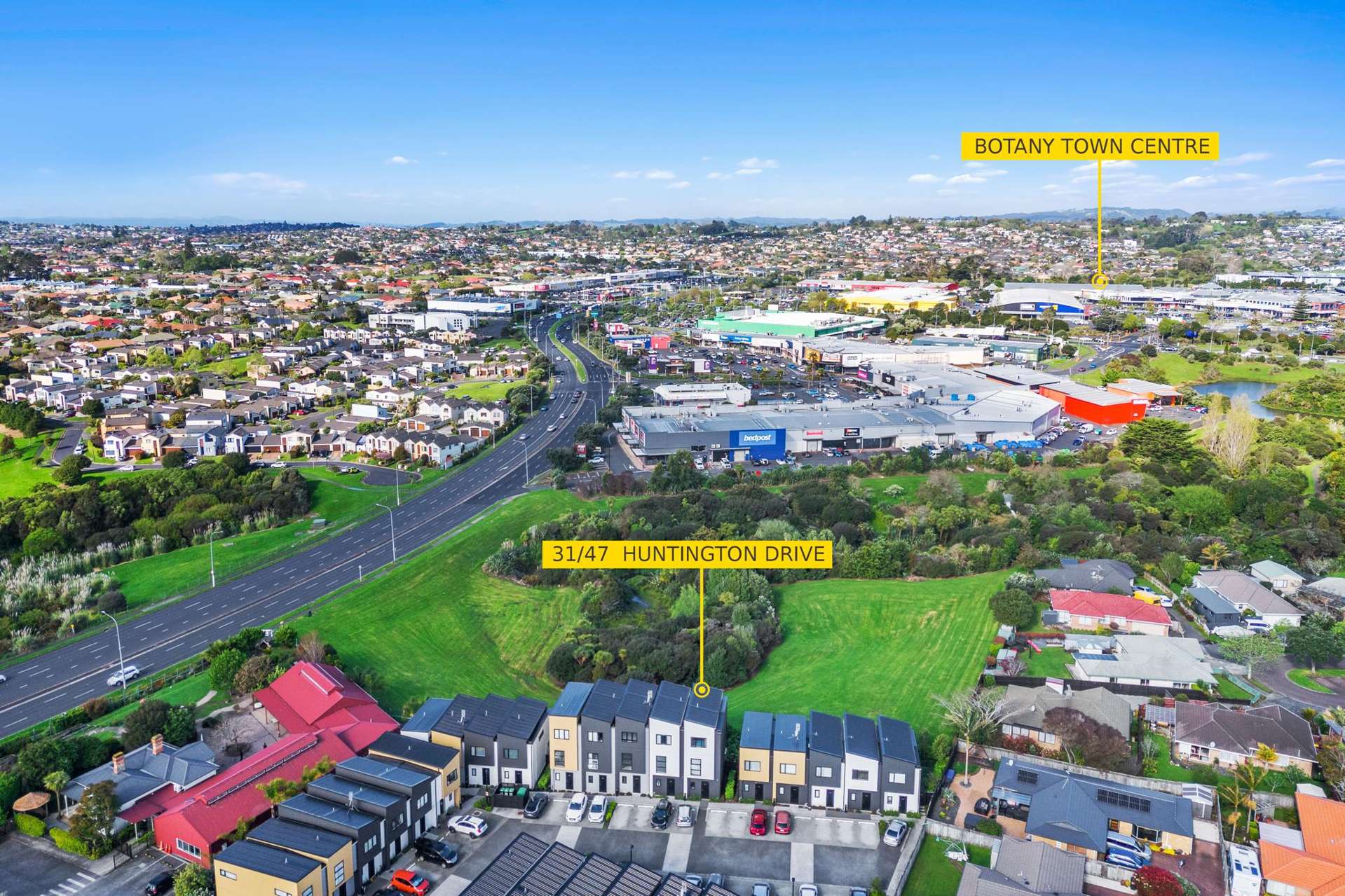 31/47A Huntington Drive Botany Downs_0