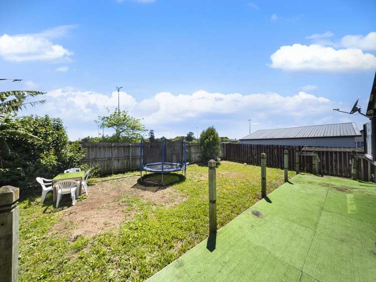 20 Anglers Way Wattle Downs_5