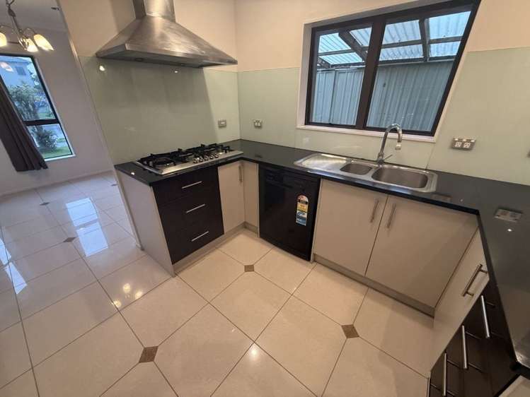 30 Kestev Drive Flat Bush_2