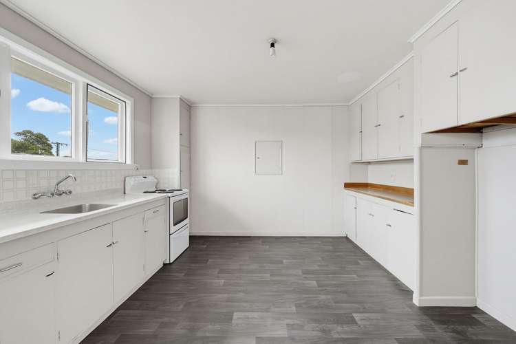 87 Terry Street Blockhouse Bay_7