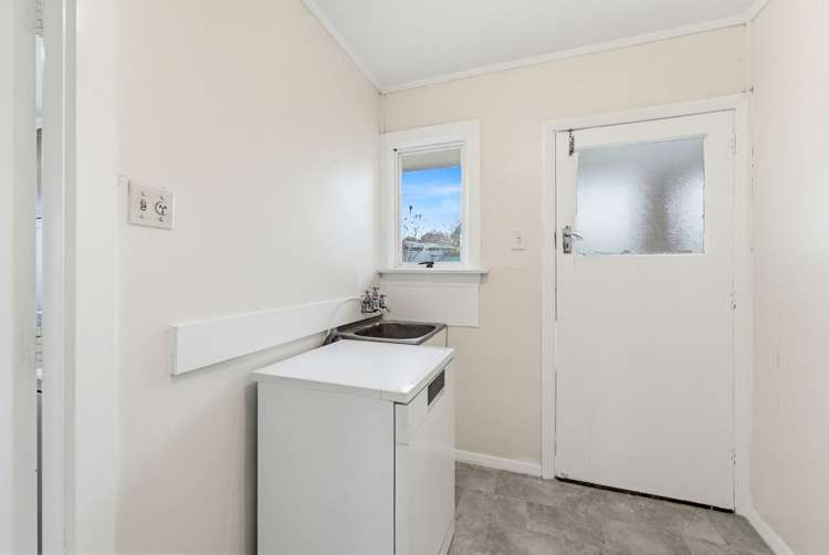 106 Andrew Street Marchwiel_16