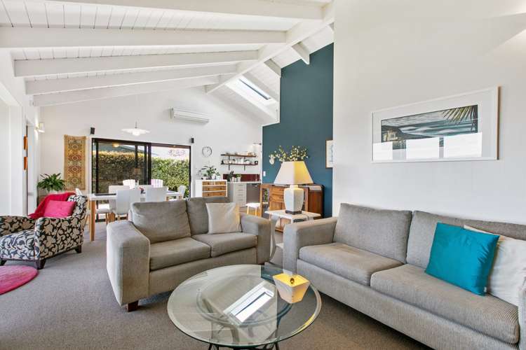 2/32 Sea Vista Avenue Beach Haven_2