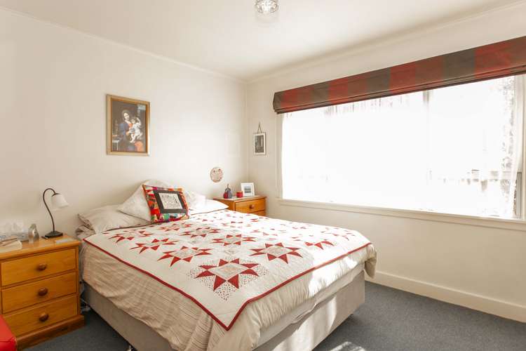 67 Racecourse Road Allenton_10