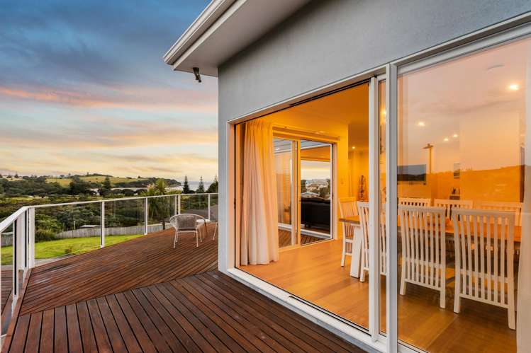 24 Kotanui Avenue Army Bay_10