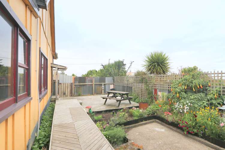 36 Athelney Street Bluff_19