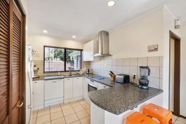 2/4 Pukeko Place Papatoetoe_4