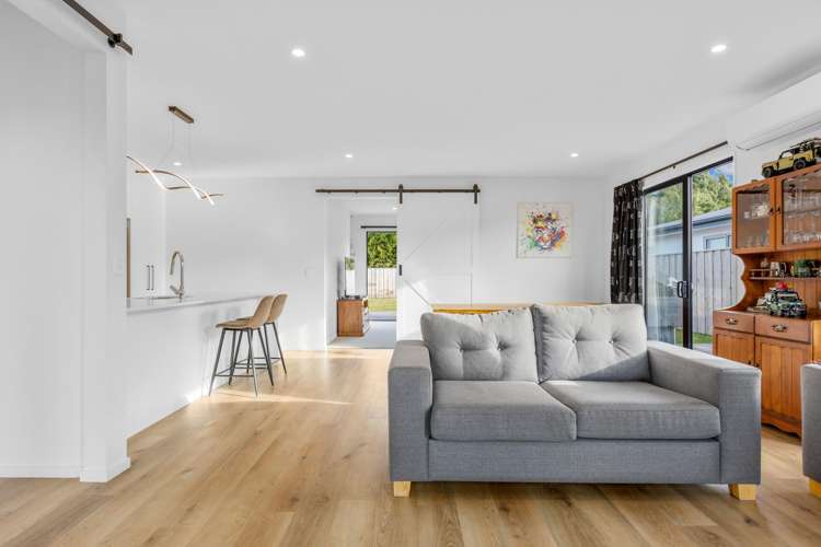 100 Benashet Drive Lincoln_11