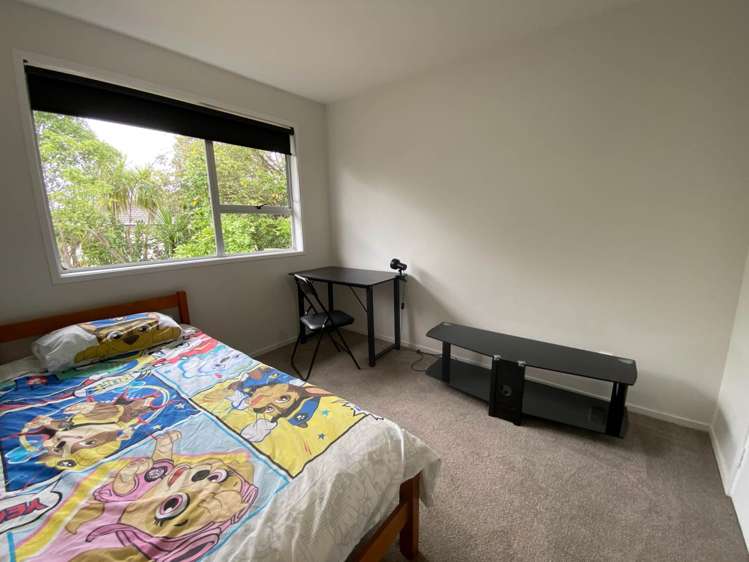 1/28 Mannering Place Hillcrest_6