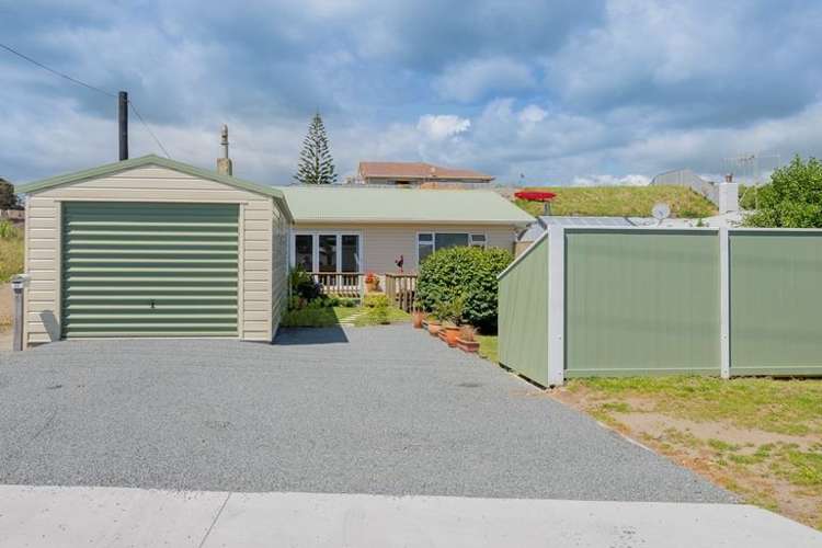 46 Moana Street Otaki Beach_12