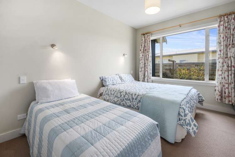 9 Pukeko Way Kinloch_19