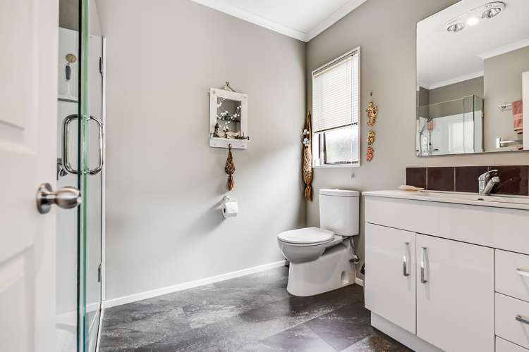 13 Cranbrook Place Rototuna North_16