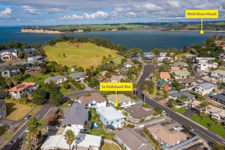 5a Mollyhawk Rise Arkles Bay_21