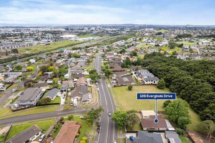 128 Everglade Drive Totara Heights_15