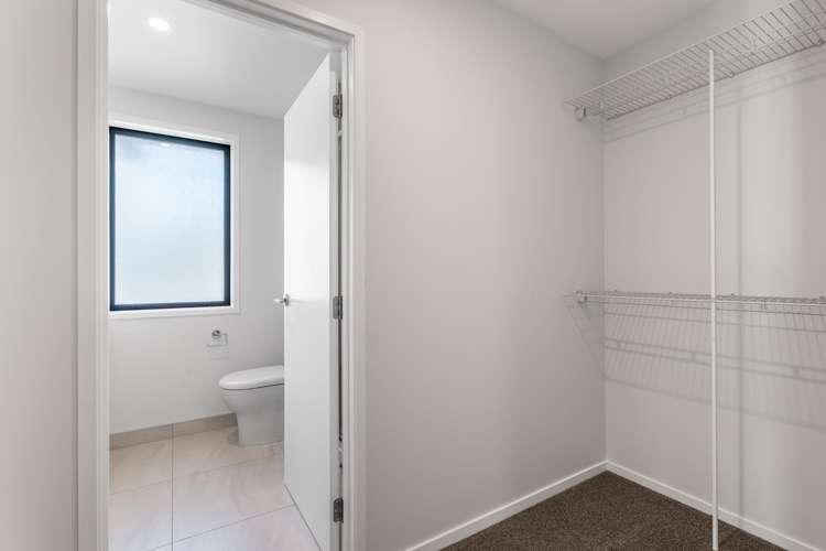 12A Rene Place Sunnyhills_15