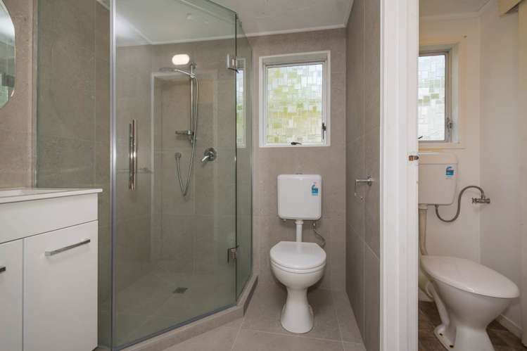 5 Celeste Place Totara Vale_11