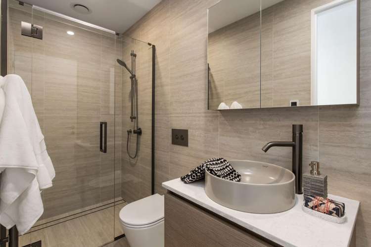 5/44 Winchester Street Merivale_12