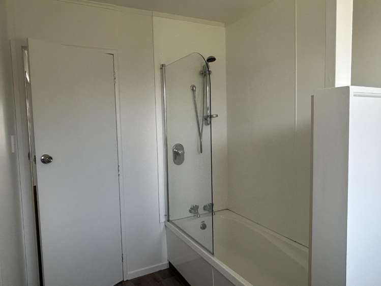 3/2 Percy Street 10706_13