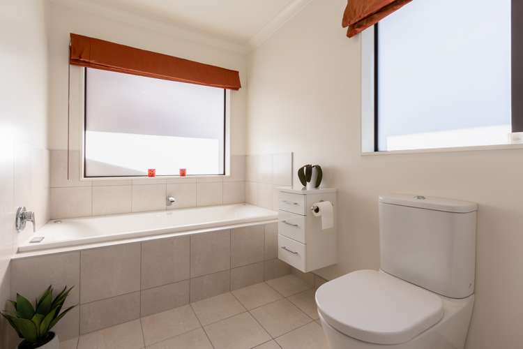 177 Mazengarb Road Paraparaumu_16