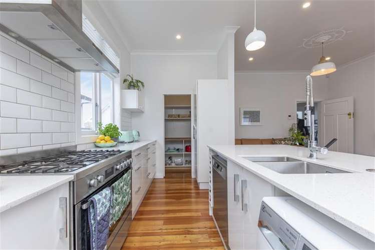662 Mount Albert Road Royal Oak_9