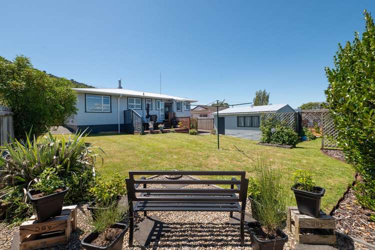 304 Clayton Road Pukehangi_19