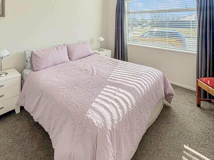 77 Mary Ellen Street 2340_5