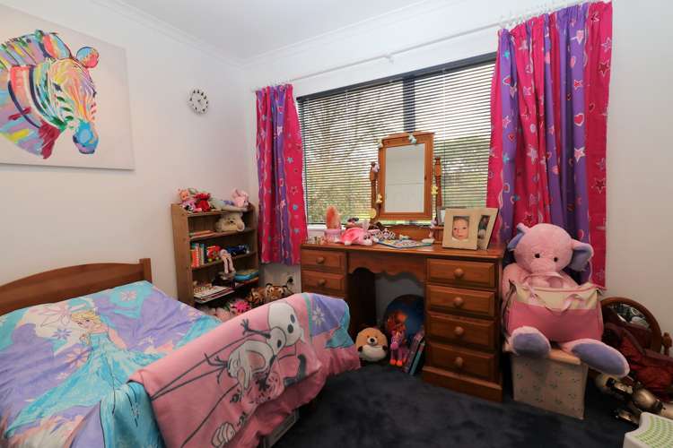 147 Lincoln Road Carterton_11