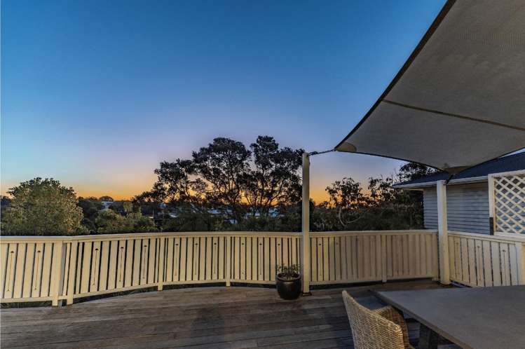 26 Baring Terrace Strandon_2