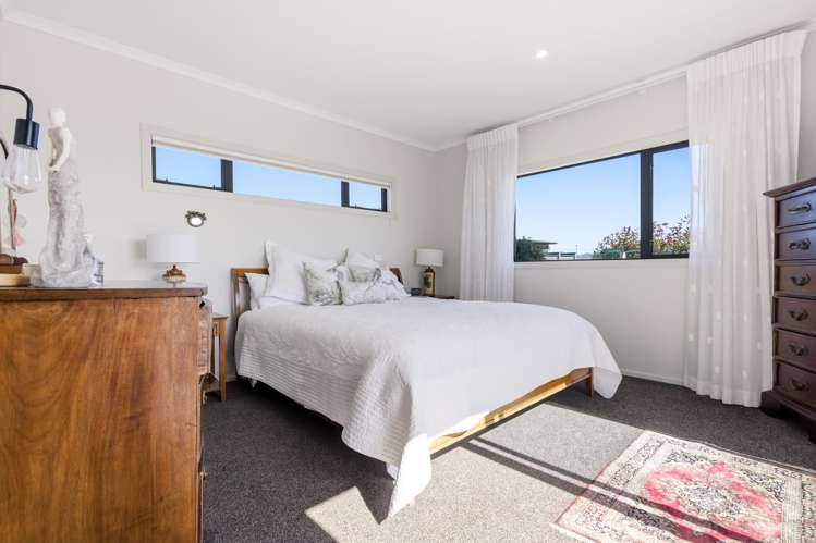 6 Tuhua Close Wharewaka_14