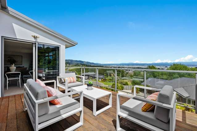 Your easy-care seaview sanctuary awaits