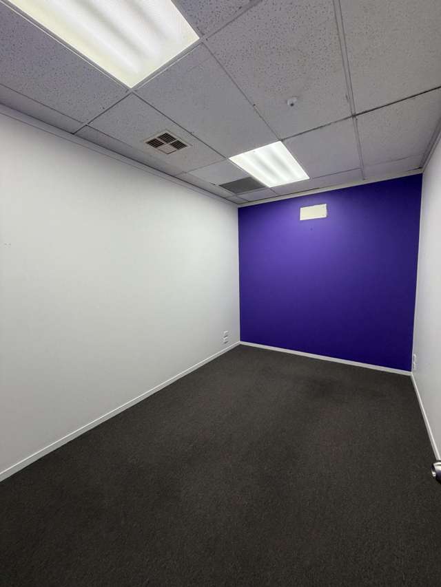 GF/3053 Great North Road New Lynn_3
