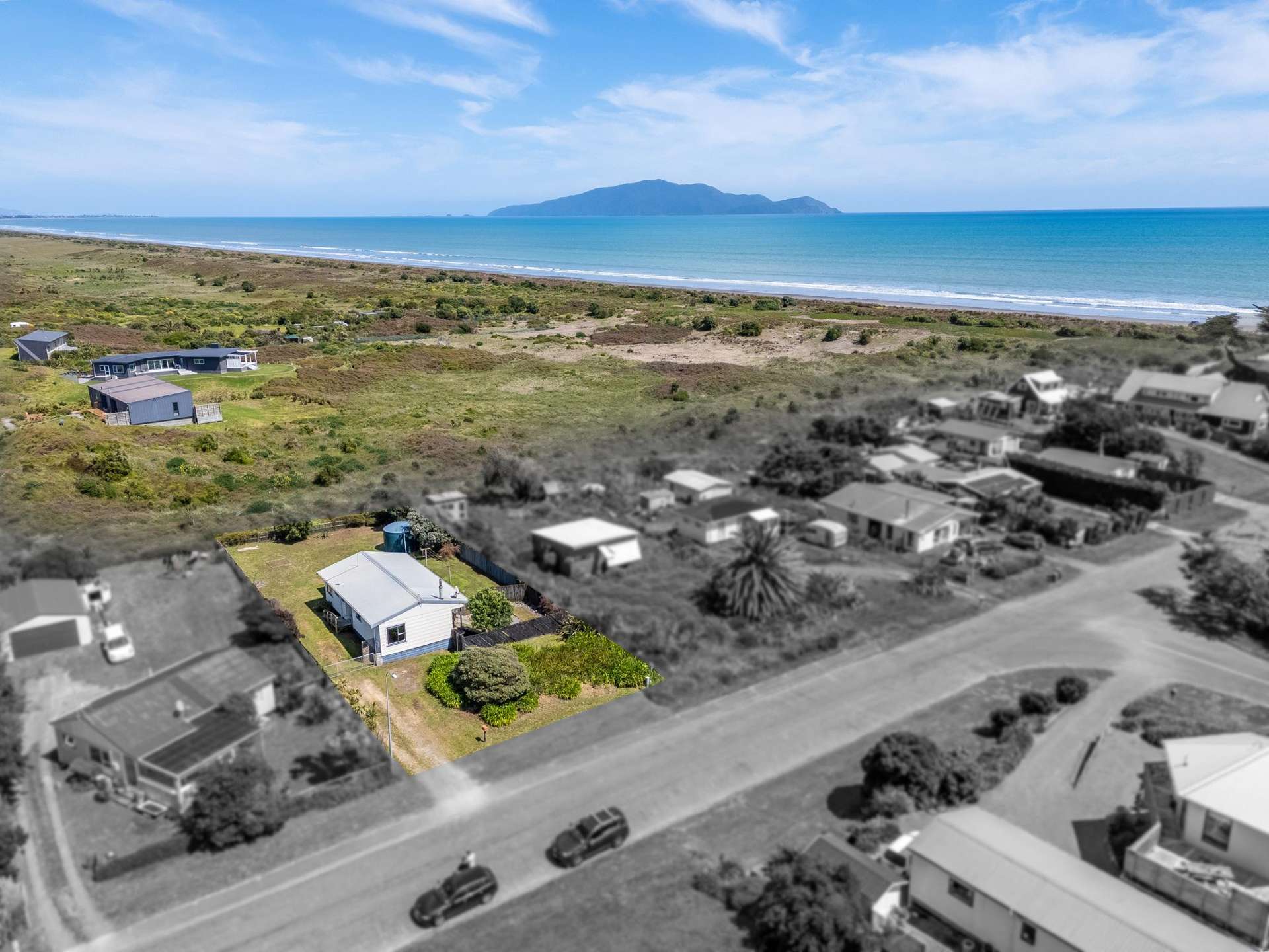 17 Kitchener Street Te Horo Beach_0