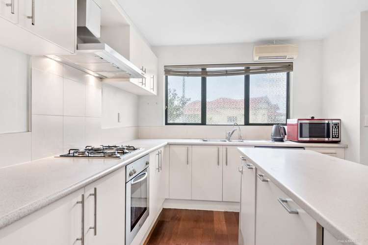 21 Masons Road Oteha_8