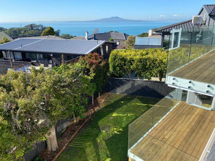 17a Eastcliffe Road Castor Bay_1