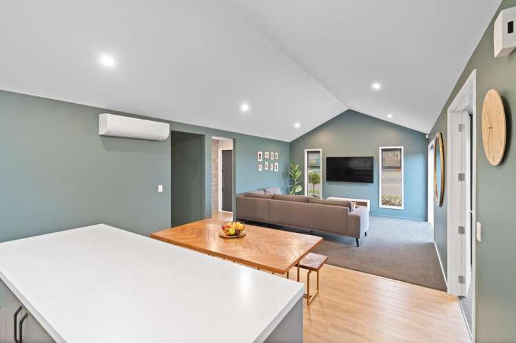 1 Eyas Drive Rolleston_15