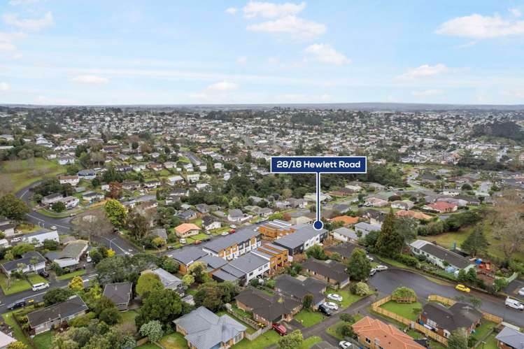 28/18 Hewlett Road Massey_13