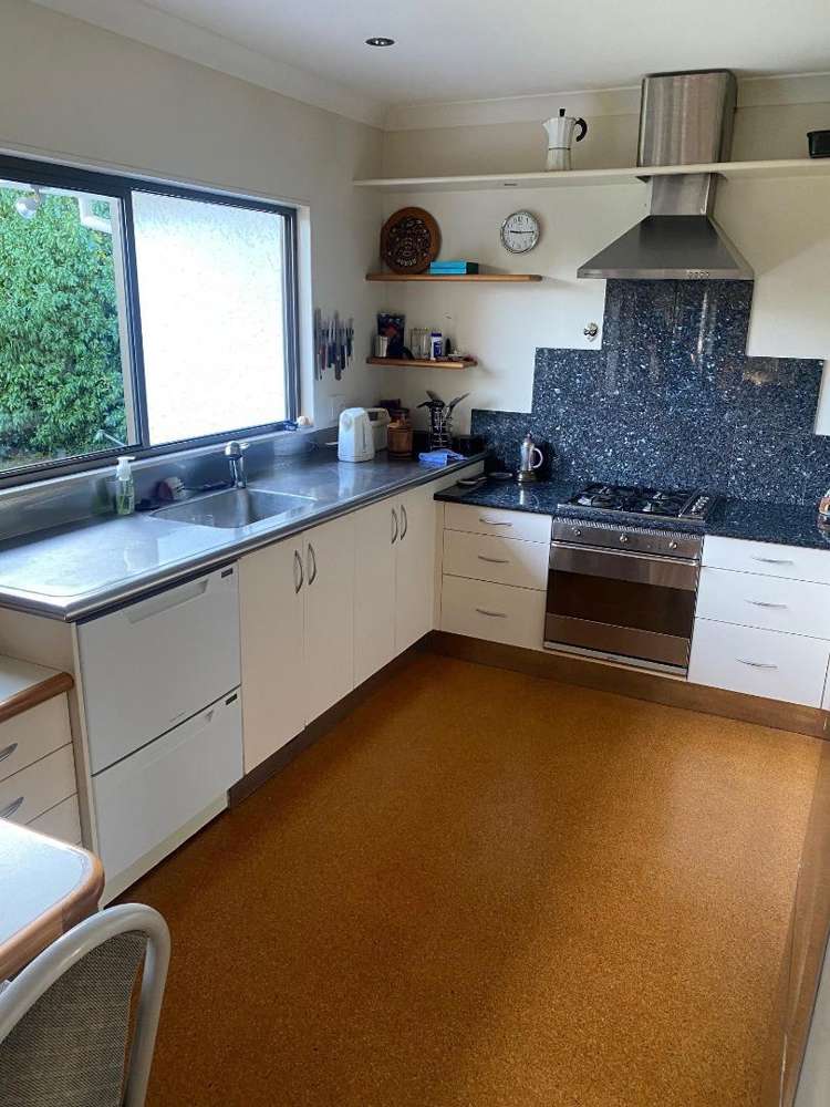 184c Seaview Road Westown_19
