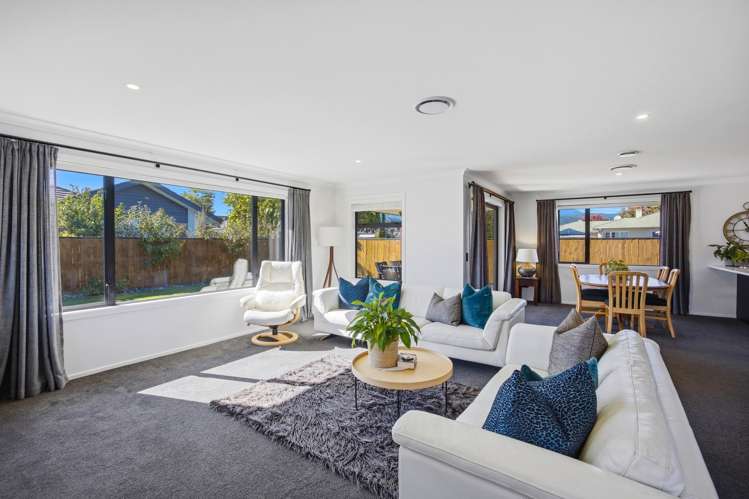 16 Thomas Way Brightwater_11