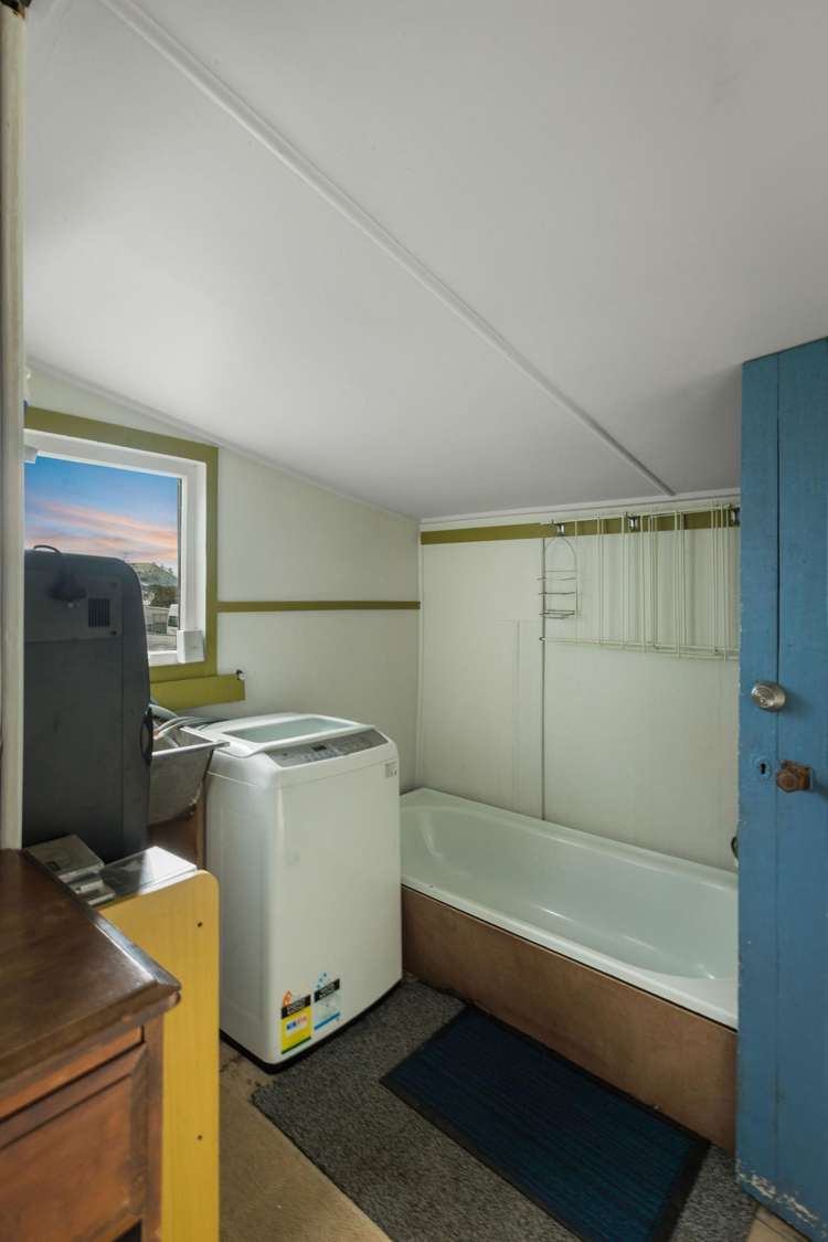 31 Parry Palm Avenue Waihi_18