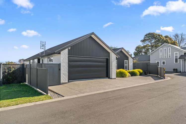 3/27 Renall Street Masterton_17