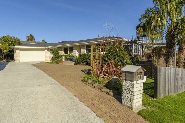 40 Eaton Crescent Matua_16