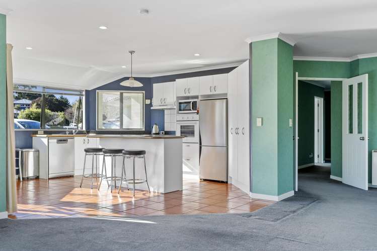 57 Kiddle Drive Hilltop_6