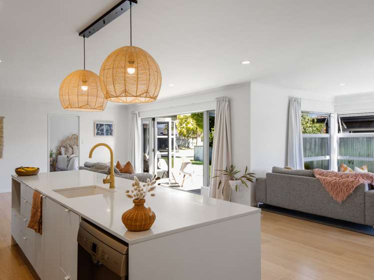 17 De Castro Drive Blenheim Central_5