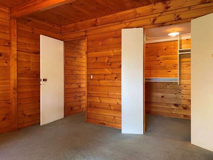 321 Redoubt Road Totara Park_11