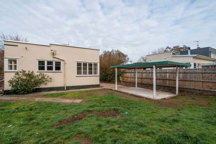 19 Masters Crescent Masterton_11
