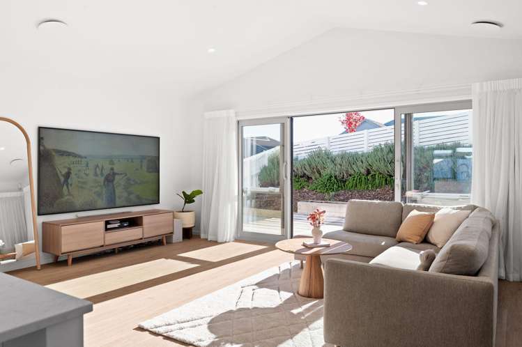 1 Maanihi Drive Rototuna North_4