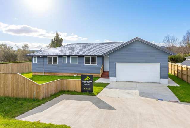 9 Macrocarpa Lane Carterton_2